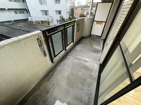 16/21 バルコニー