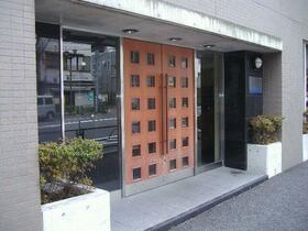 15/15 エントランス