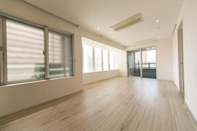 14/30 リビング/ダイニング