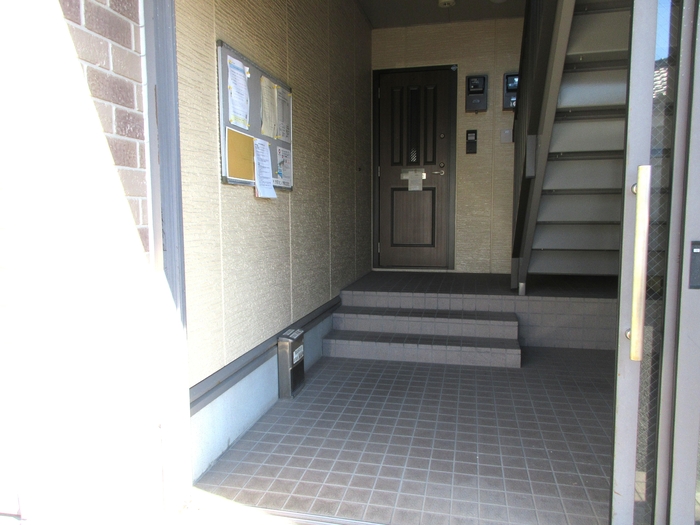 17/26 エントランス