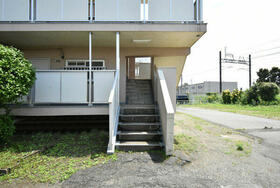 14/23 エントランス