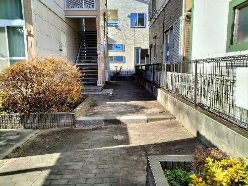 2/3 エントランス