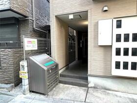 16/22 エントランス