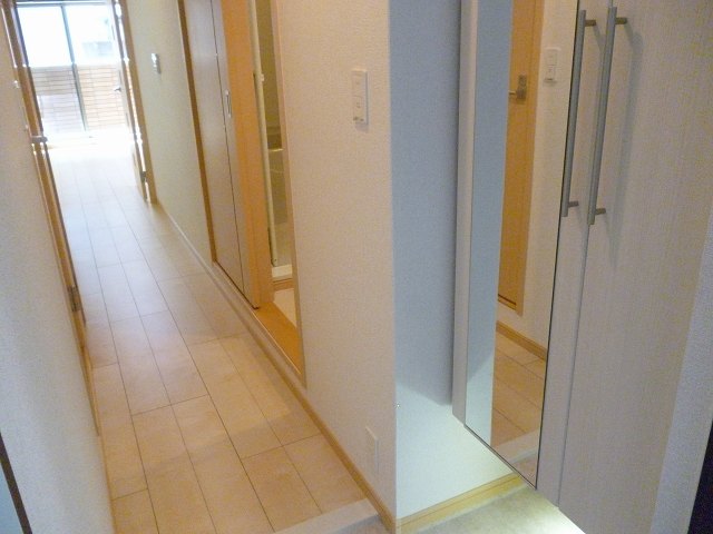 5/20 玄関
