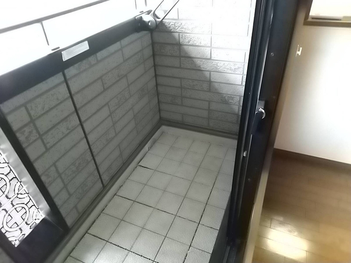 16/17 バルコニー