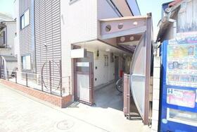 14/17 エントランス