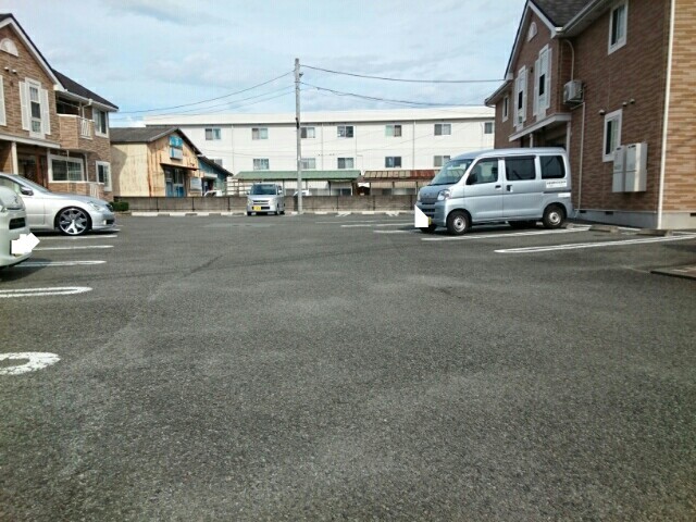 2/8 駐車場