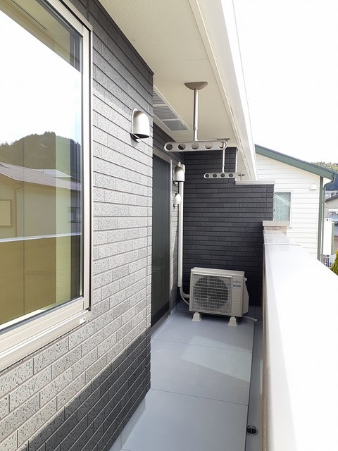 13/20 バルコニー