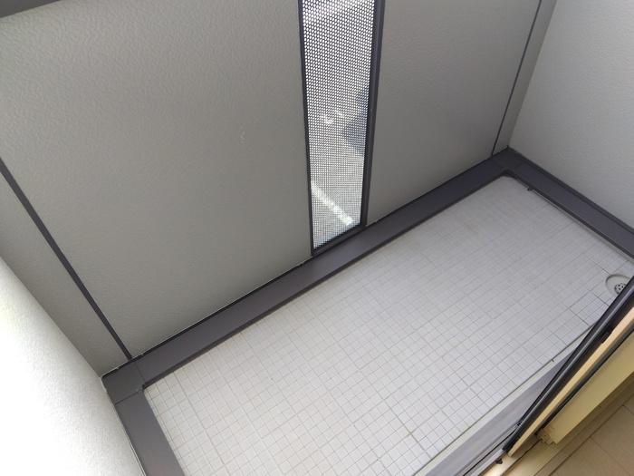 13/19 バルコニー