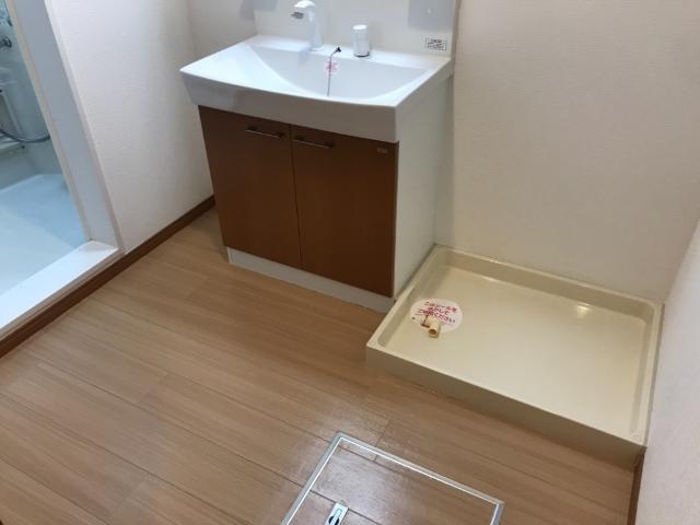 17/28 洗面