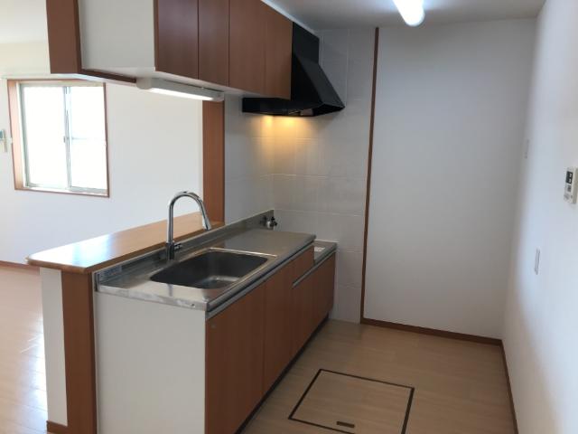 13/28 キッチン
