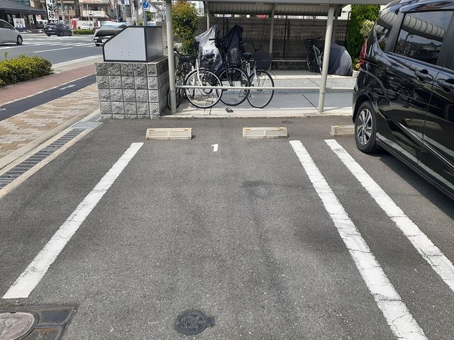 14/20 駐車場