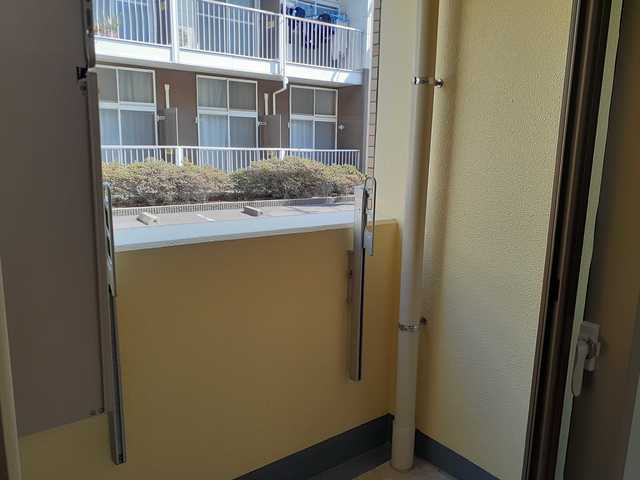 13/18 バルコニー