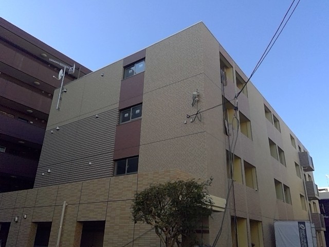 ルミソラーレの外観