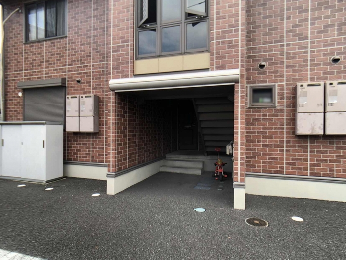 17/18 エントランス