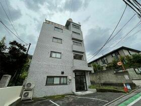 須賀町マンションの外観