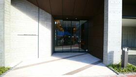 14/15 エントランス