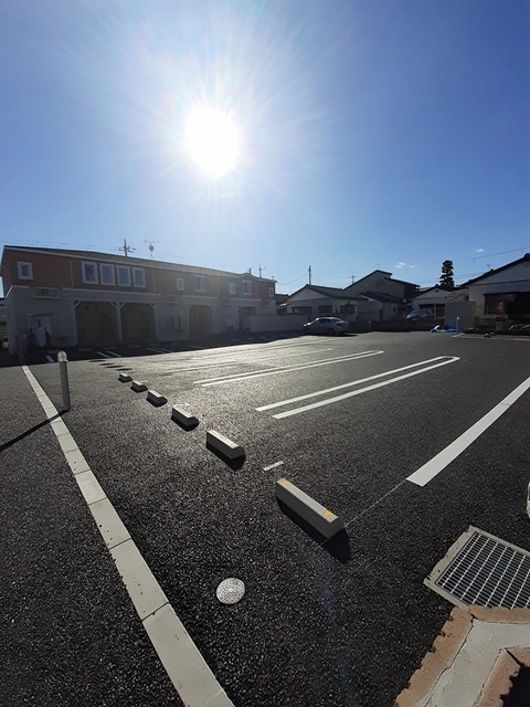 14/20 駐車場
