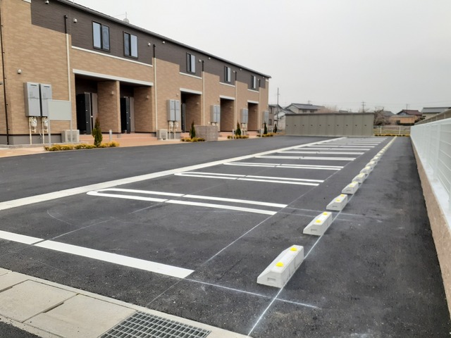 14/20 駐車場