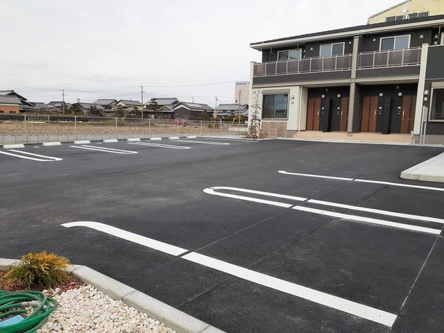 14/20 駐車場