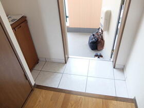 14/17 エントランス