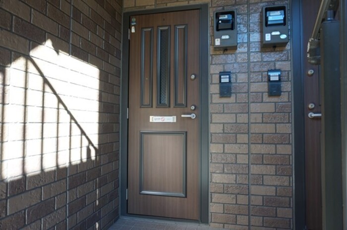 19/23 エントランス