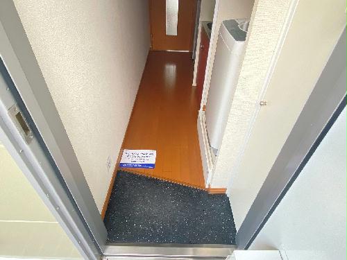 13/17 エントランス