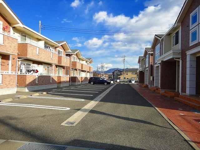 14/20 駐車場