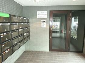 15/15 エントランス