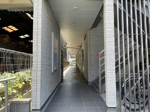 14/14 エントランス