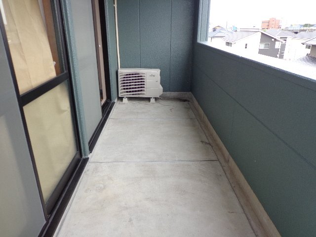 20/30 バルコニー