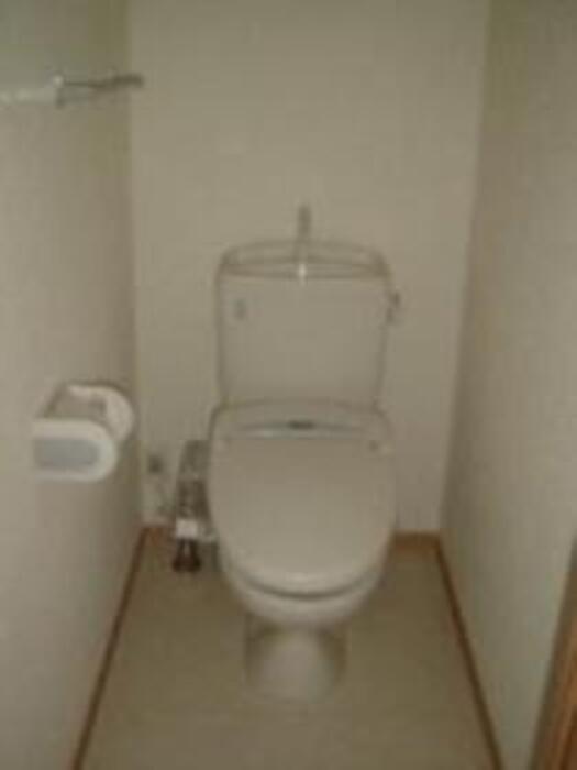 6/8 トイレ