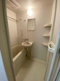 15/16 エントランス