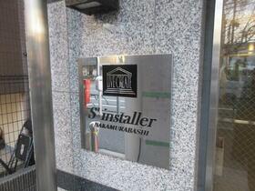 16/16 エントランス