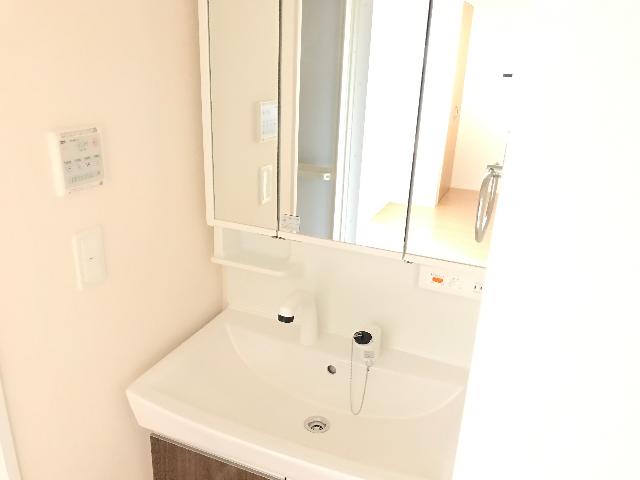 18/30 洗面