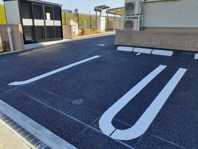 16/30 駐車場