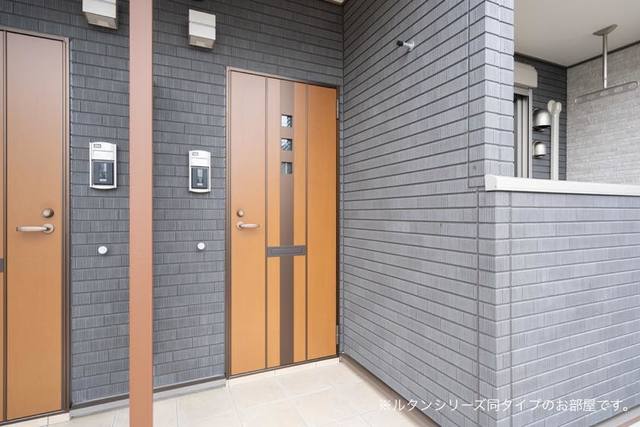 13/24 エントランス