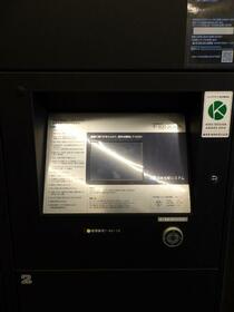 16/16 エントランス