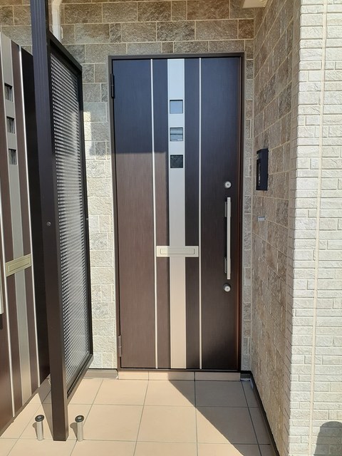 14/20 エントランス