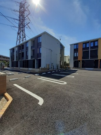 14/20 駐車場