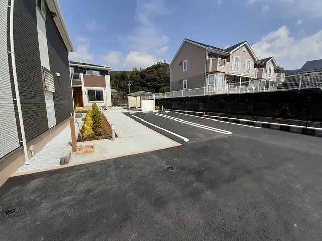 14/20 駐車場