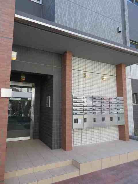 14/23 エントランス