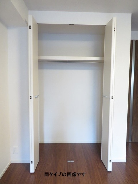 16/25 エントランス