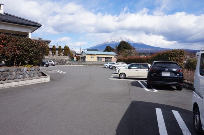 18/19 駐車場