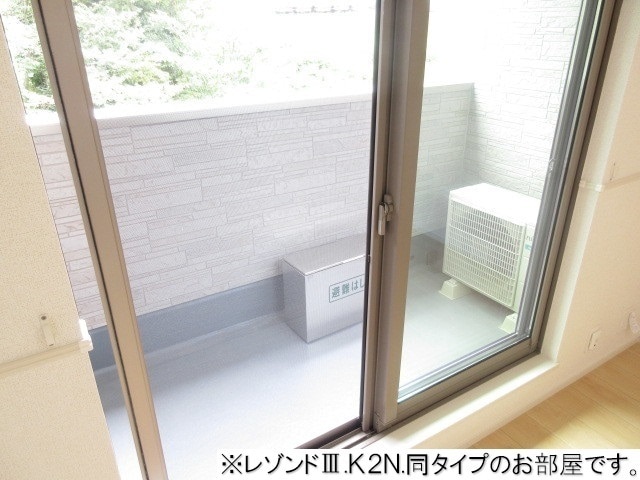 16/26 エントランス