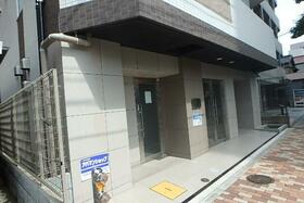 15/16 エントランス