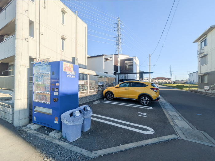 20/20 駐車場