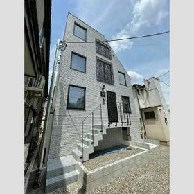 14/14 エントランス