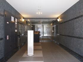 16/24 エントランス