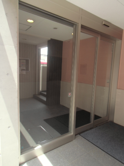 2/10 エントランス